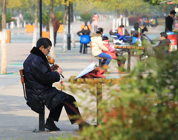 市场都在用多功能面条机加工面条-能做出儿时的味吗？