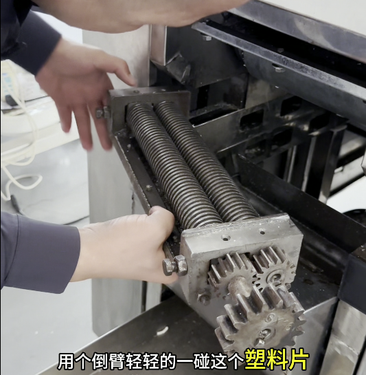 新手小白用面条机怎么更换面刀 新手小白用面条机怎么更换面刀